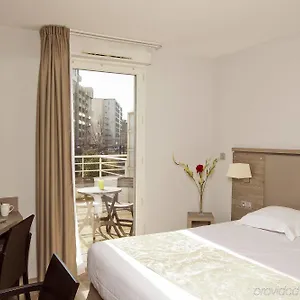 Séjours&affaires Marie Curie Aparthotel